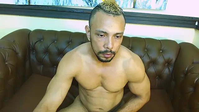 Thiago Summers online show from 02-10-26, 01:43