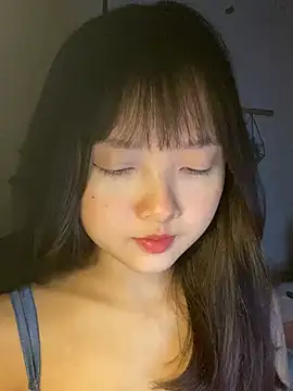 Snapshot of Alice1818 chatting on 12-29-24, 08:04 Alice1818 online show from 12-29-24, 08:04