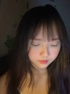 Snapshot of Alice1818 chatting on 02-09-25, 06:37 Alice1818 online show from 02-09-25, 06:37