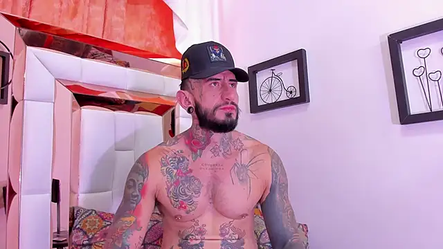 dilan scootk  online show from 04-11-26, 07:28