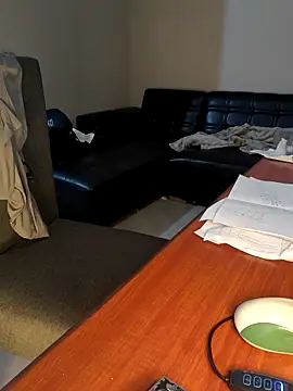 kisstoyousoon2024 online show from 09-12-25, 07:13