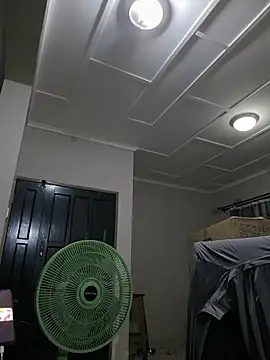 kisstoyousoon2024 online show from 12-04-25, 09:14