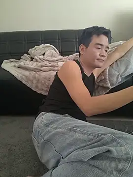 kisstoyousoon2024 online show from 11-09-25, 12:53