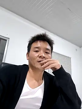 kisstoyousoon2024 online show from 09-17-25, 07:38