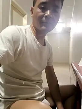 kisstoyousoon2024 online show from 10-01-25, 06:23