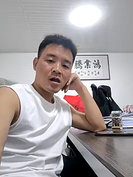 kisstoyousoon2024 online show from 09-29-25, 08:14