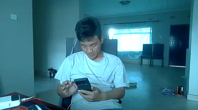 kisstoyousoon2024 online show from 03-17-25, 01:29