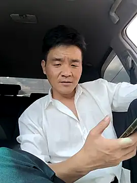 kisstoyousoon2024 online show from 03-11-25, 12:28