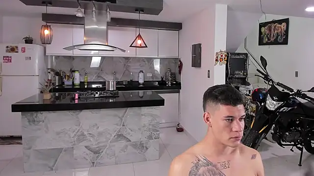 vicky wendy hot sexx online show from 10-02-25, 04:27