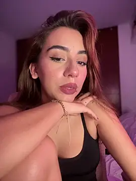 veronicaapink online show from 09-26-25, 11:33