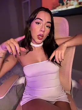 veronicaapink online show from 03-18-25, 11:31