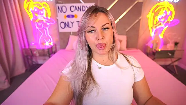 KiraCandyS online show from 11-04-25, 10:02