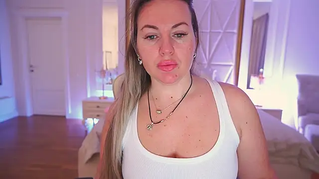 KiraCandyS online show from 02-16-26, 02:54