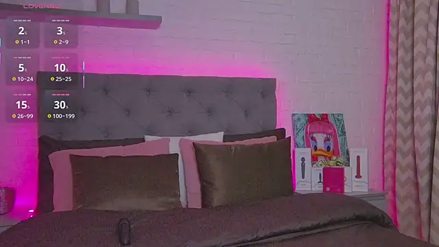 Born to Blow online show from 11-28-25, 01:28