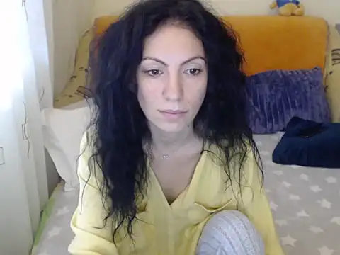 Snapshot of Emmatoo chatting on 11-28-25, 10:48 Emmatoo online show from 11-28-25, 10:48