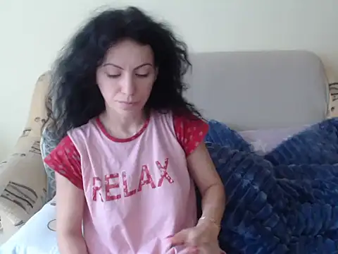 Snapshot of Emmatoo chatting on 02-07-26, 10:56 Emmatoo online show from 02-07-26, 10:56