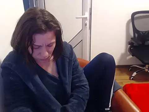 Emmatoo online show from 03-10-26, 08:13