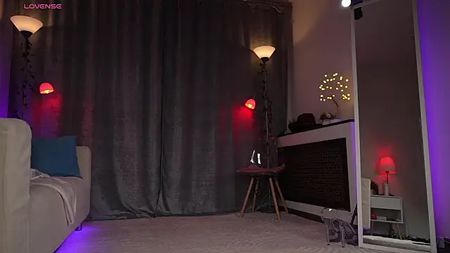 Snapshot of Amely_Young chatting on 02-20-26, 01:35 Amely Young online show from 02-20-26, 01:35