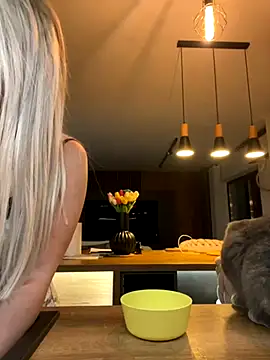 Jessy Jo online show from 11-26-25, 04:45