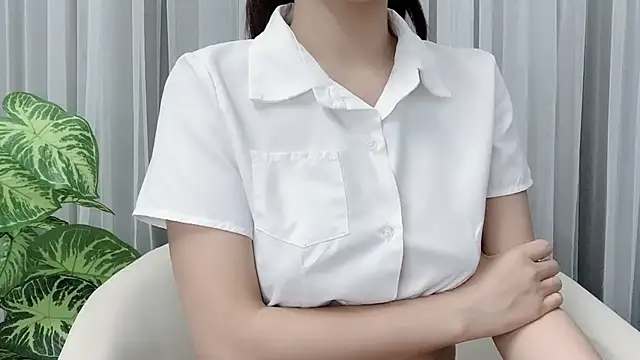 Snapshot of _Miyuki__ chatting on 06-10-26, 03:19 Miyuki online show from 06-10-26, 03:19