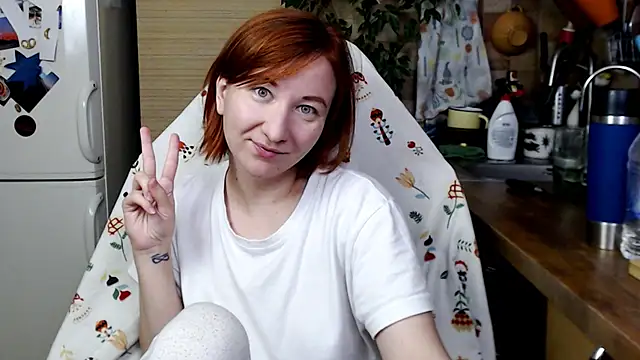 Snapshot of licentia__poetica chatting on 07-04-26, 10:03 licentia poetica online show from 07-04-26, 10:03