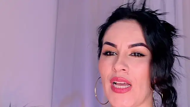 Pamela Rosal online show from 06-16-26, 01:33