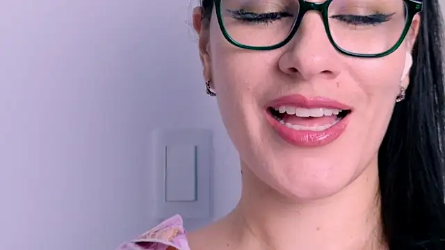 Pamela Rosal online show from 04-10-26, 12:50