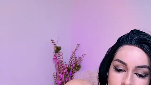 Pamela Rosal online show from 10-30-25, 02:58