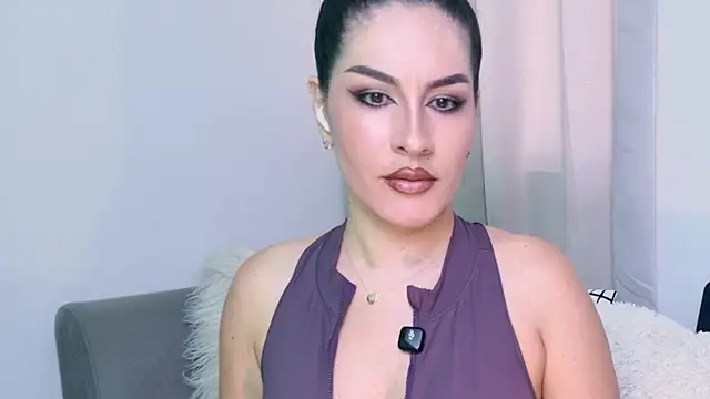 Pamela Rosal online show from 11-04-25, 01:15