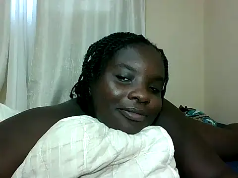 hotebbbyy online show from 12-14-25, 01:49