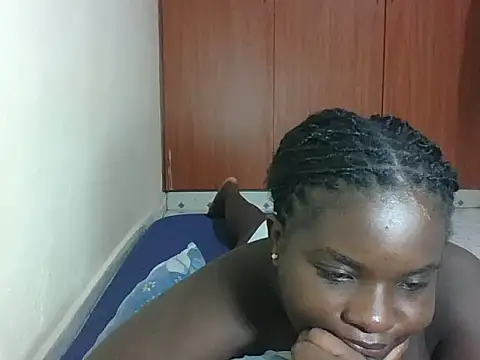 hotebbbyy online show from 03-12-26, 04:22