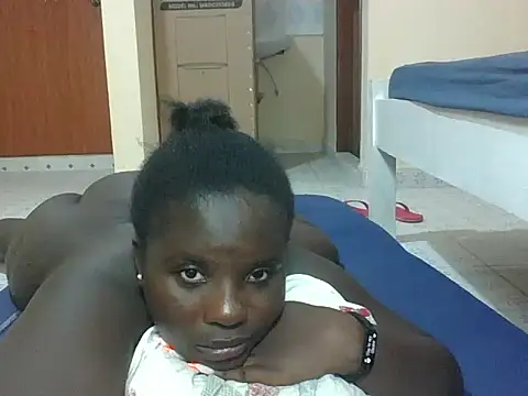 hotebbbyy online show from 02-10-26, 06:01