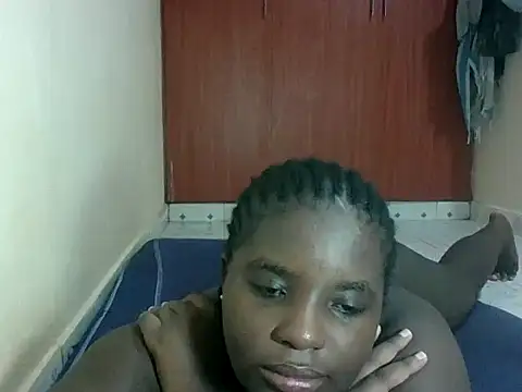 hotebbbyy online show from 05-05-26, 07:00