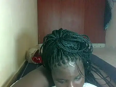 hotebbbyy online show from 05-11-26, 07:21
