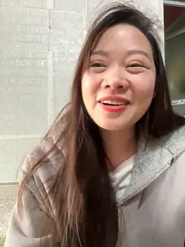 Snapshot of Hellen_111 chatting on 10-31-25, 02:30 Hellen 111 online show from 10-31-25, 02:30