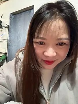 Snapshot of Hellen_111 chatting on 11-24-25, 06:35 Hellen 111 online show from 11-24-25, 06:35