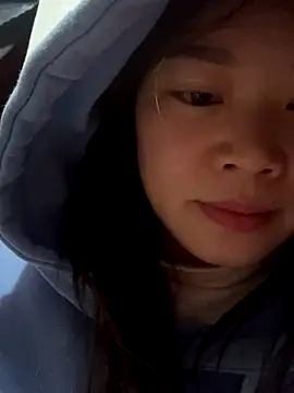 Snapshot of Hellen_111 chatting on 12-05-25, 09:19 Hellen 111 online show from 12-05-25, 09:19