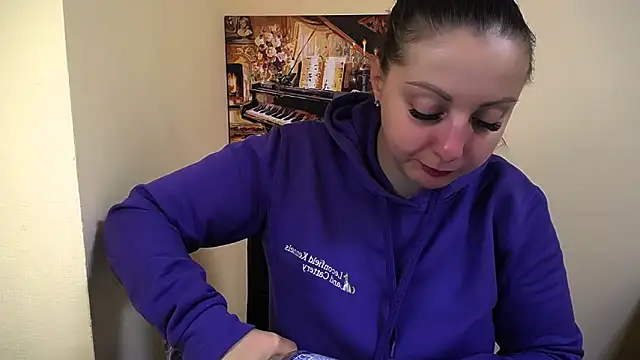  Annabelle Lee online show from 10-15-25, 06:22