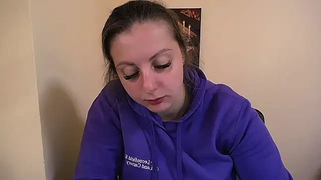  Annabelle Lee online show from 09-18-25, 06:38