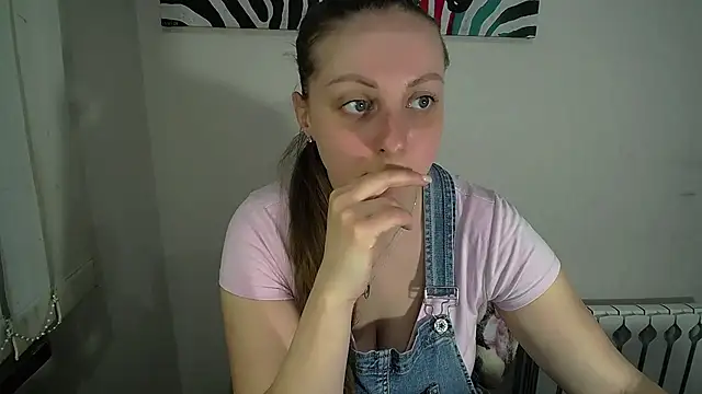 Snapshot of _Annabelle_Lee chatting on 05-26-26, 06:22 Annabelle Lee online show from 05-26-26, 06:22