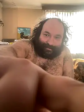 Snapshot of hairyhulk chatting on 12-21-25, 10:10 hairyhulk online show from 12-21-25, 10:10