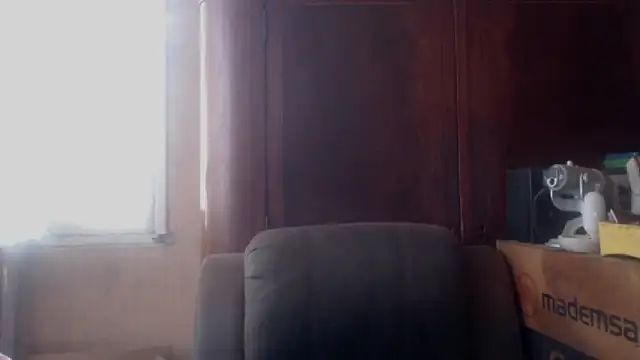Snapshot of hairyhulk chatting on 10-30-25, 04:48 hairyhulk online show from 10-30-25, 04:48