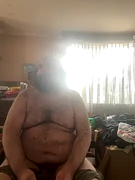 Snapshot of hairyhulk chatting on 12-19-25, 09:50 hairyhulk online show from 12-19-25, 09:50