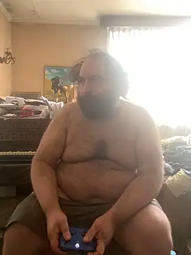 Snapshot of hairyhulk chatting on 03-26-26, 07:23 hairyhulk online show from 03-26-26, 07:23