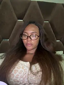 KyaraMiller online show from 03-25-26, 04:34