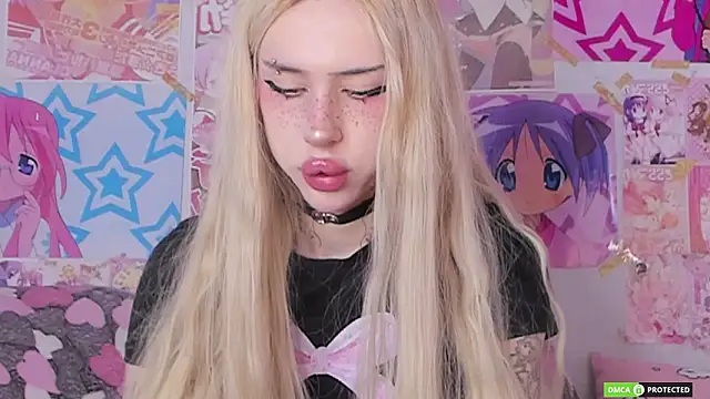 Snapshot of Joy_Barker chatting on 02-14-26, 08:47 Joy Barker online show from 02-14-26, 08:47