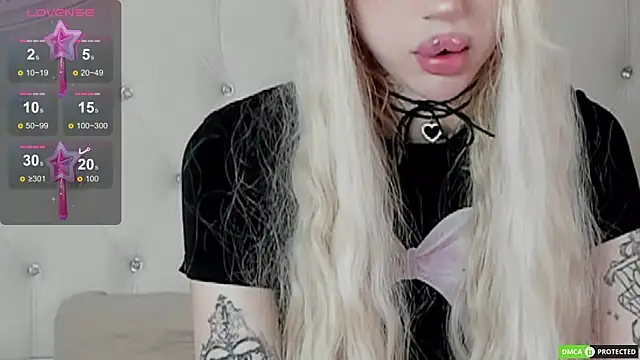 Snapshot of Joy_Barker chatting on 01-19-26, 01:59 Joy Barker online show from 01-19-26, 01:59