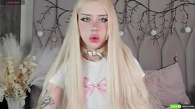 Joy Barker online show from 12-22-25, 03:17