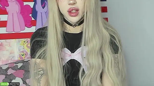 Joy Barker online show from 03-08-26, 01:14