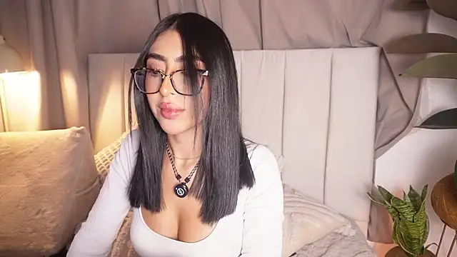 Sara albrecht online show from 03-10-26, 03:32